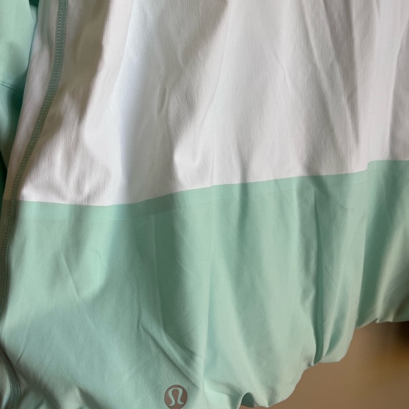 Lululemon Spring Jacket | Size 10 - Picture 6 of 8